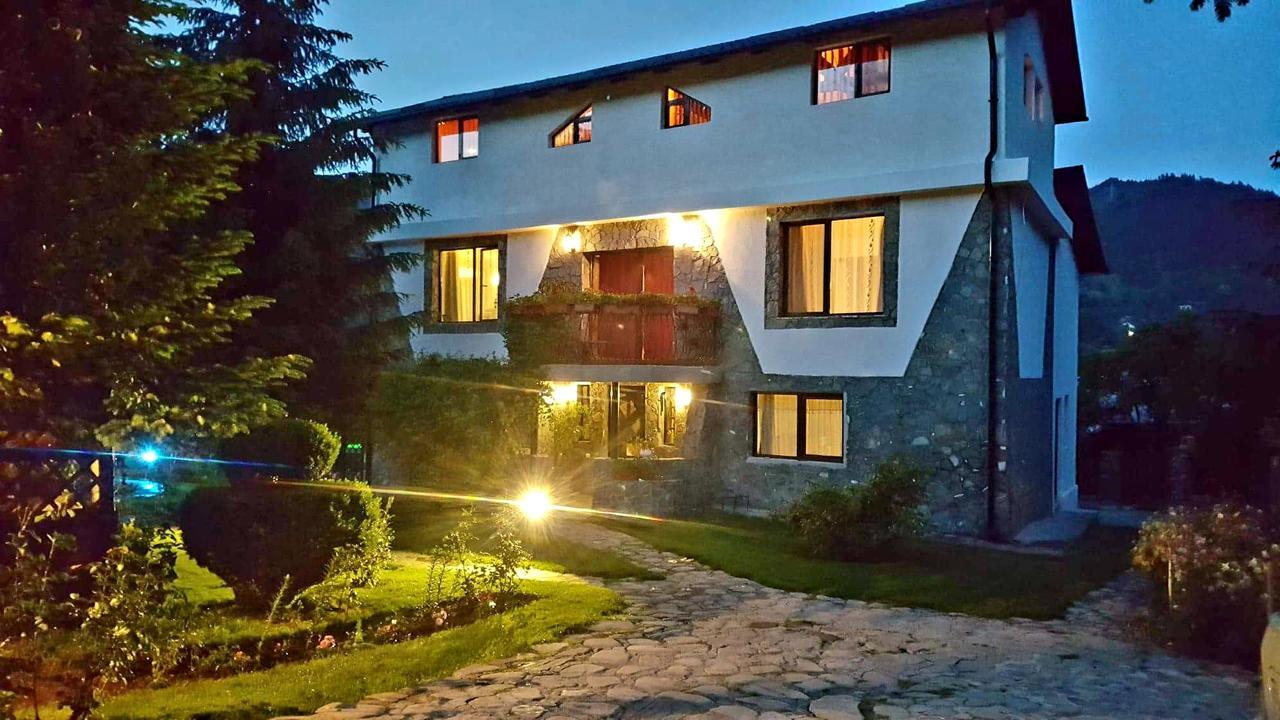 Vila Karina Teşila Екстериор снимка