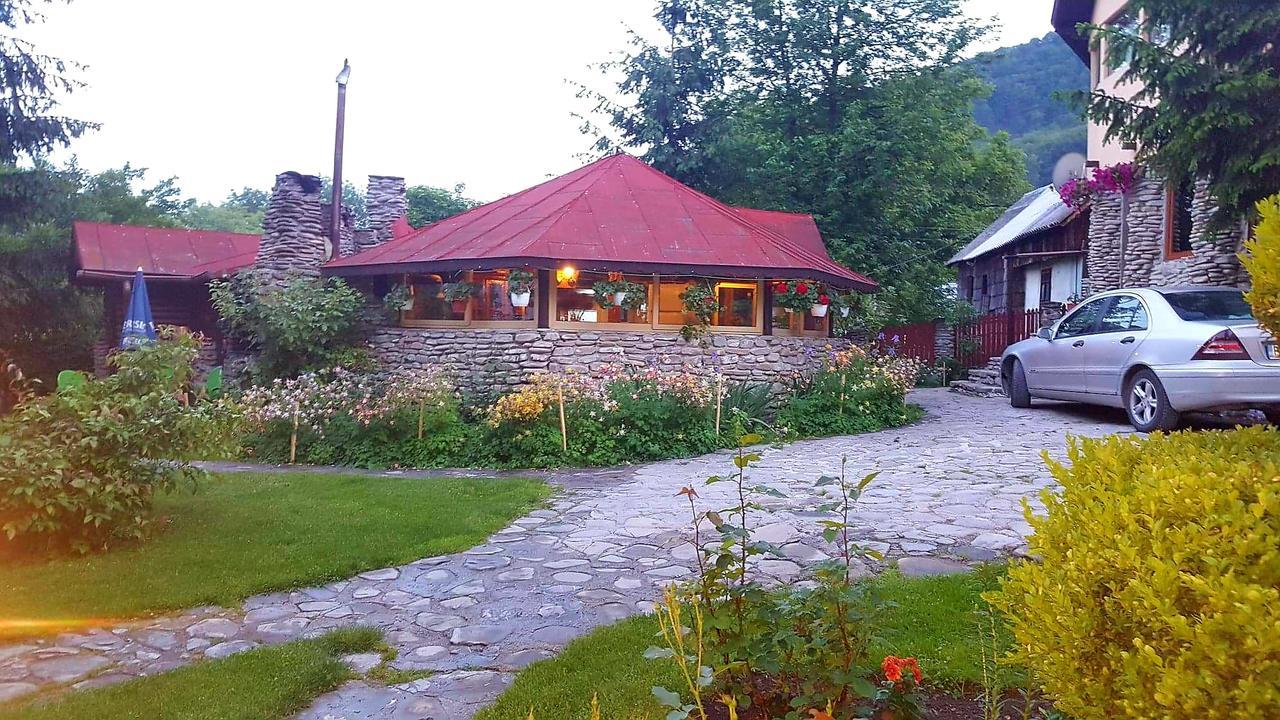 Vila Karina Teşila Екстериор снимка
